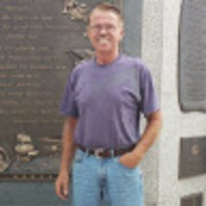 Meet your Posher, Dennis